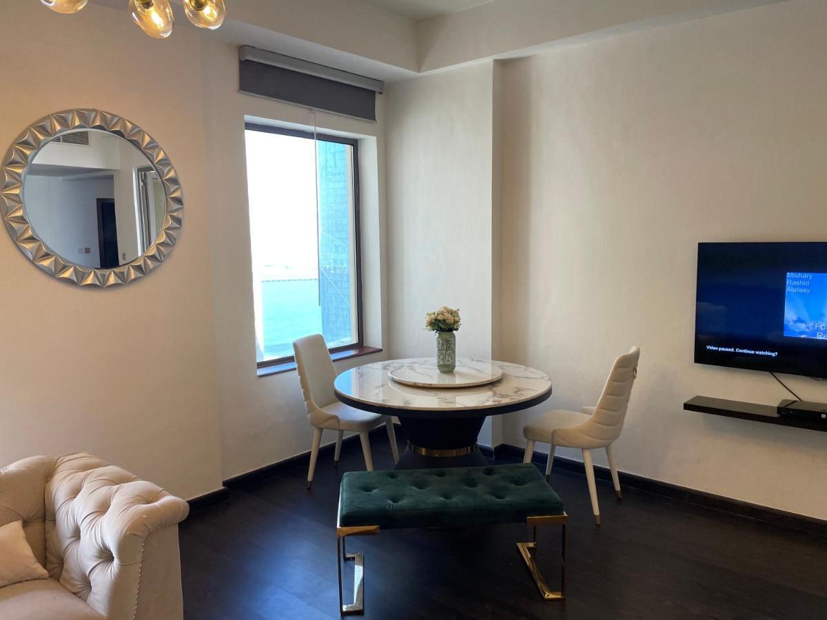 Usmans 1 Bedroom 4 Beds Jbr Huge Sea View 120 Sqm 2 Balconies ドバイ エクステリア 写真