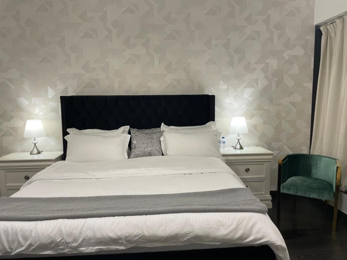 Usmans 1 Bedroom 4 Beds Jbr Huge Sea View 120 Sqm 2 Balconies ドバイ エクステリア 写真
